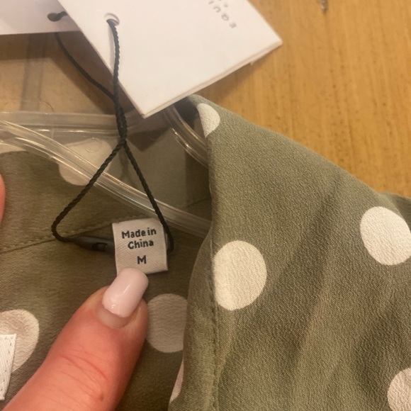 Equipment Women’s Silk Olive Sage Polka Dot Button-Down Long sleeve Shirt New M - Picture 5 of 14